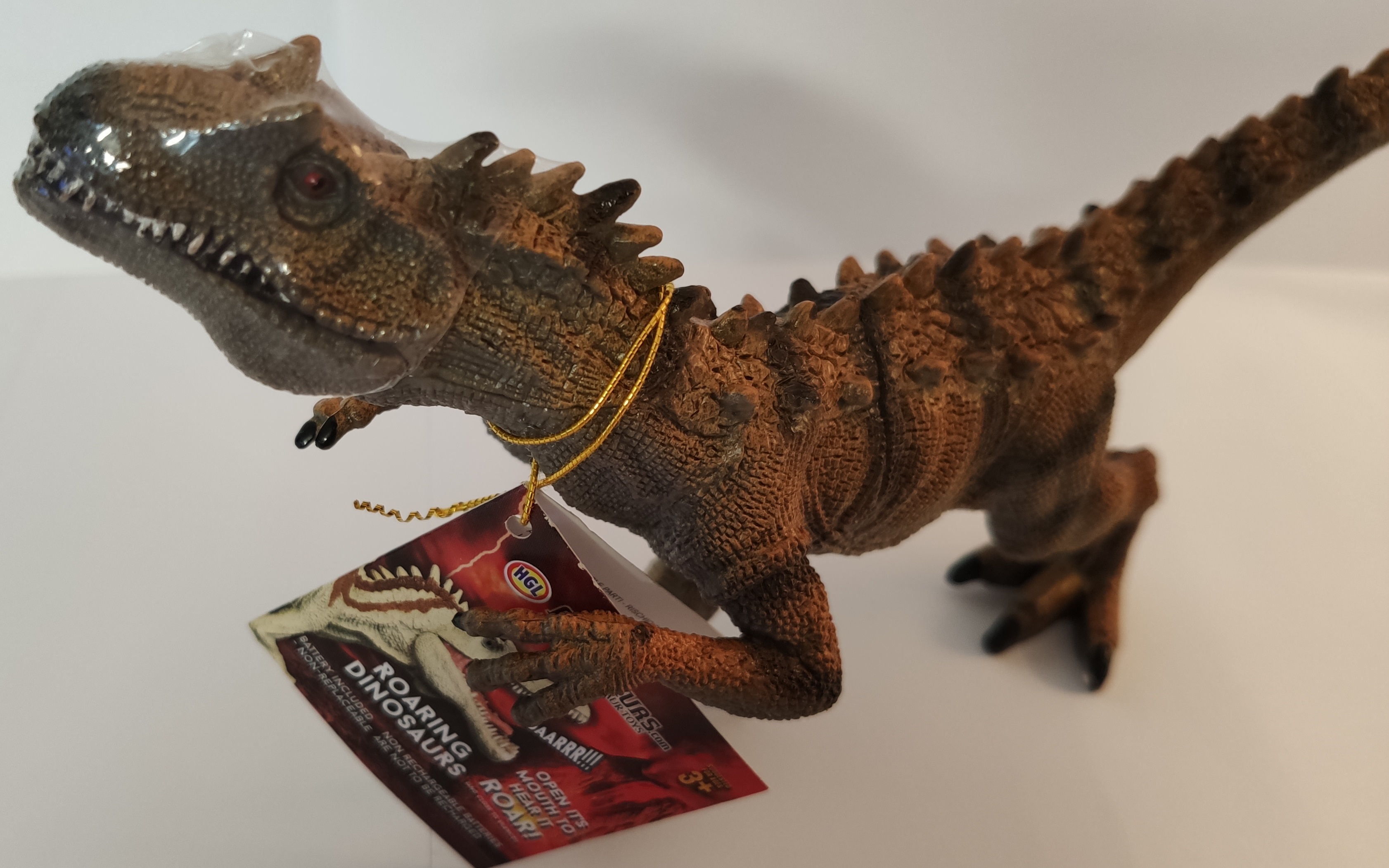 Заурофаганакс. Заурофаганакс Планета динозавров. Saurophaganax Maximus. Заурофаганакс игрушка. Заурофаганакс динозавр игрушка.